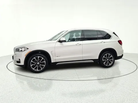 More photos of 2017 BMW X5 xDrive35i at CarWise Gurnee, IL