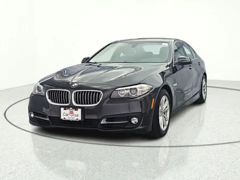 Photos of 2016 BMW 5 Series 528i xDrive for sale in Gurnee, IL at CarWise Gurnee