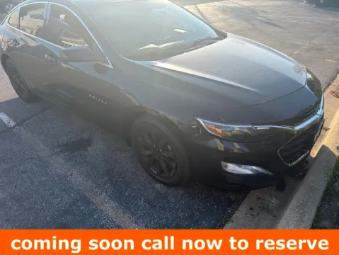 Black 2020 Chevrolet Malibu LT for sale in Gurnee, IL