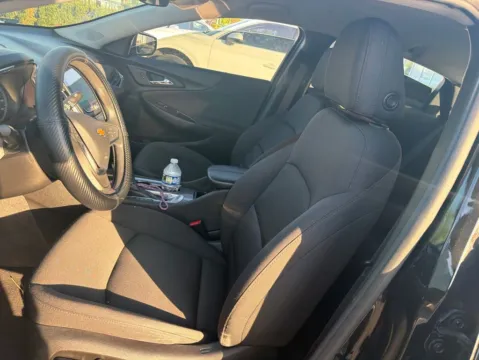 Another view of 2020 Chevrolet Malibu LT for sale in Gurnee, IL at CarWise Gurnee