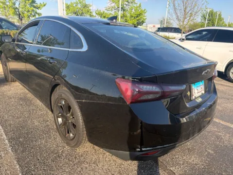 Photos of 2020 Chevrolet Malibu LT for sale in Gurnee, IL at CarWise Gurnee