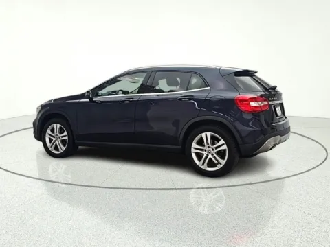 More photos of 2018 Mercedes-Benz GLA 250 at CarWise Gurnee, IL