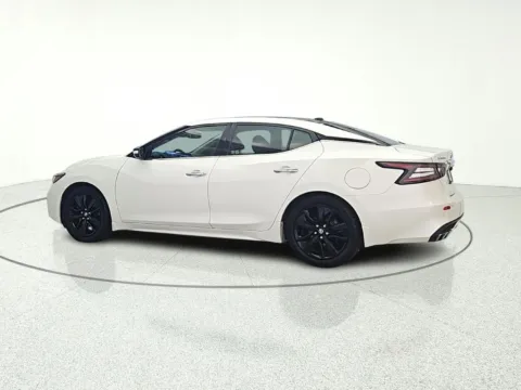 More photos of 2020 Nissan Maxima 3.5 SL at CarWise Gurnee, IL