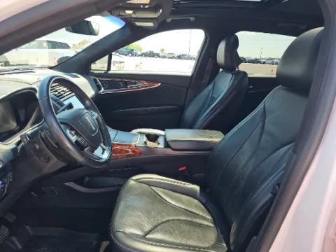 Another view of 2019 Lincoln Nautilus Reserve for sale in Gurnee, IL at CarWise Gurnee