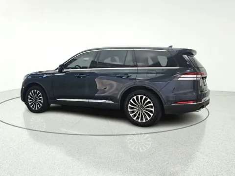 More photos of 2021 Lincoln Aviator Reserve at CarWise Gurnee, IL