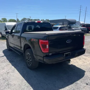 Photos of 2022 Ford F-150 XLT for sale in Gurnee, IL at CarWise Gurnee