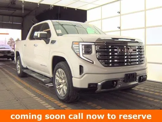 2022 GMC Sierra 4WD Crew Cab Short Box Denali's photo