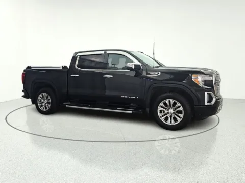 Photos of 2021 GMC Sierra 1500 Denali for sale in Gurnee, IL at CarWise Gurnee