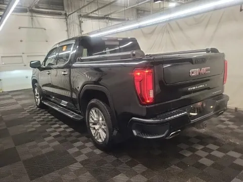 Photos of 2021 GMC Sierra 1500 Denali for sale in Gurnee, IL at CarWise Gurnee