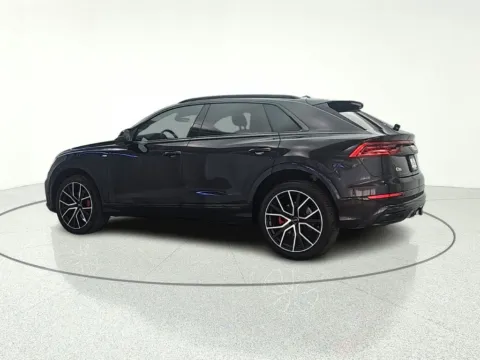More photos of 2020 Audi Q8 55 Premium Plus at CarWise Gurnee, IL