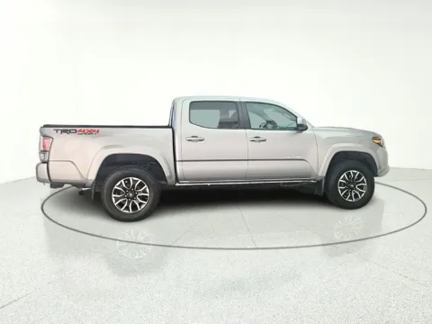 More photos of 2020 Toyota Tacoma TRD Sport at CarWise Gurnee, IL