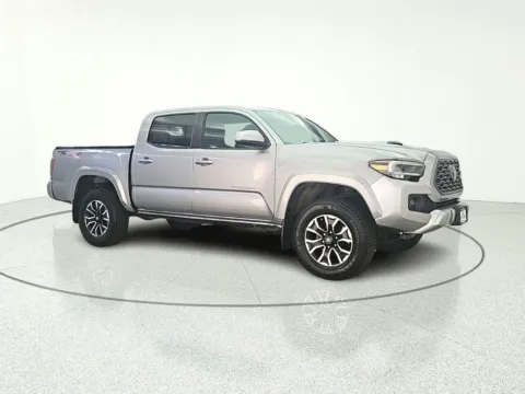 Photos of 2020 Toyota Tacoma TRD Sport for sale in Gurnee, IL at CarWise Gurnee