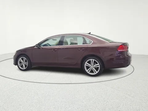 More photos of 2014 Volkswagen Passat TDI SE at CarWise Gurnee, IL