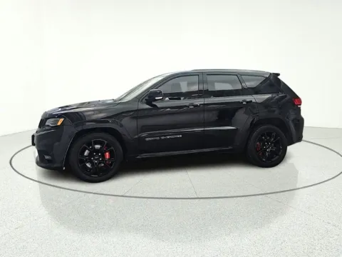 More photos of 2017 Jeep Grand Cherokee SRT at CarWise Gurnee, IL