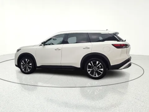 More photos of 2022 INFINITI QX60 LUXE at CarWise Gurnee, IL