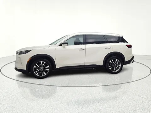 More photos of 2022 INFINITI QX60 LUXE at CarWise Gurnee, IL
