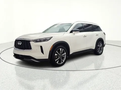 Another view of 2022 INFINITI QX60 LUXE for sale in Gurnee, IL at CarWise Gurnee