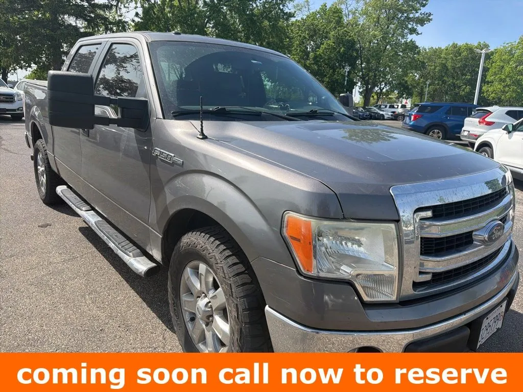 Gray 2014 Ford F-150 XLT for sale in Gurnee, IL