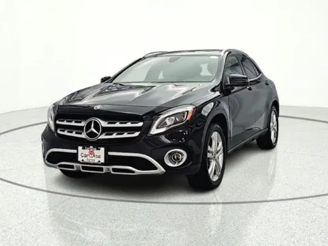Photos of 2020 Mercedes-Benz GLA 250 for sale in Gurnee, IL at CarWise Gurnee