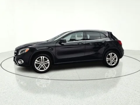 More photos of 2020 Mercedes-Benz GLA 250 at CarWise Gurnee, IL
