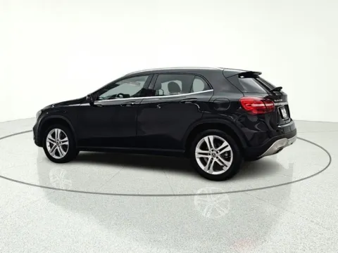 More photos of 2020 Mercedes-Benz GLA 250 at CarWise Gurnee, IL