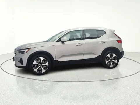 More photos of 2024 Volvo XC40 B5 Plus Bright Theme at CarWise Gurnee, IL