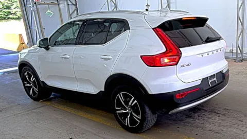 Photos of 2023 Volvo XC40 B5 Plus Bright Theme for sale in Gurnee, IL at CarWise Gurnee
