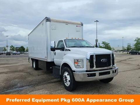 White 2023 Ford F-650SD for sale in Gurnee, IL