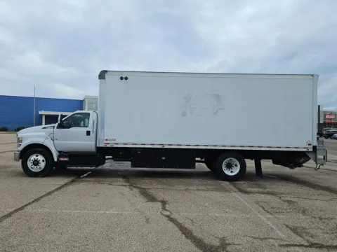 More photos of 2023 Ford F-650SD at CarWise Gurnee, IL