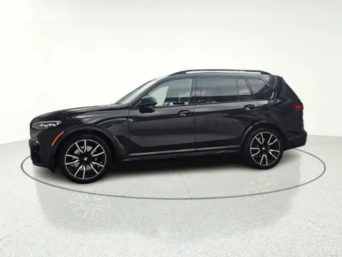 Another view of 2021 BMW X7 xDrive40i for sale in Gurnee, IL at CarWise Gurnee