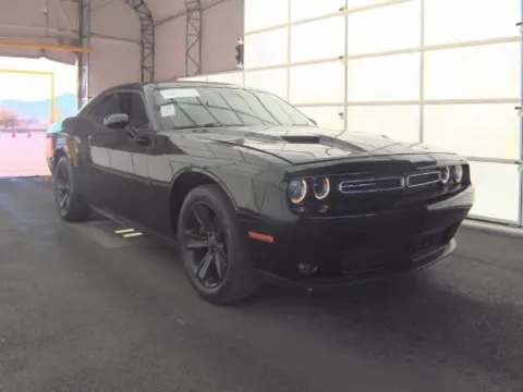 Black 2015 Dodge Challenger SXT for sale in Gurnee, IL