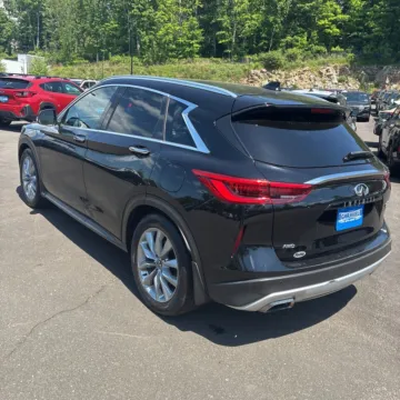 Photos of 2021 INFINITI QX50 LUXE for sale in Gurnee, IL at CarWise Gurnee