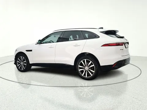 More photos of 2023 Jaguar F-PACE P250 S at CarWise Gurnee, IL