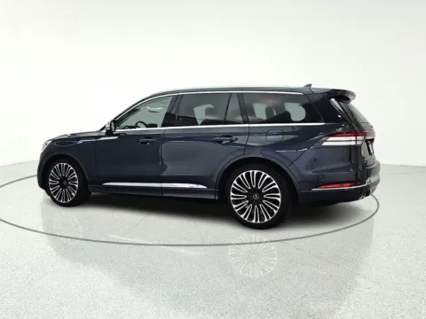 More photos of 2020 Lincoln Aviator Black Label at CarWise Gurnee, IL