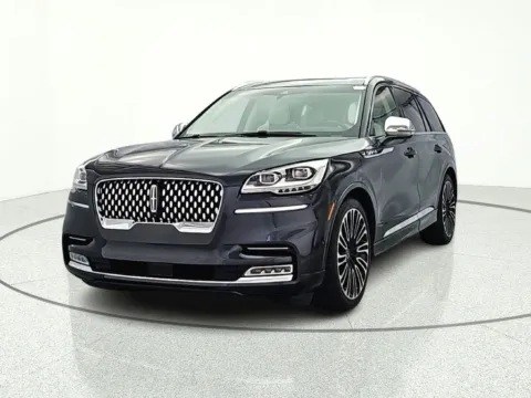 Photos of 2020 Lincoln Aviator Black Label for sale in Gurnee, IL at CarWise Gurnee