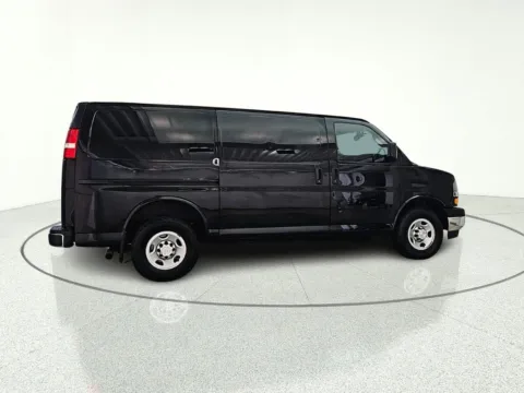 Another view of 2018 Chevrolet Express 2500 Work Van for sale in Gurnee, IL at CarWise Gurnee