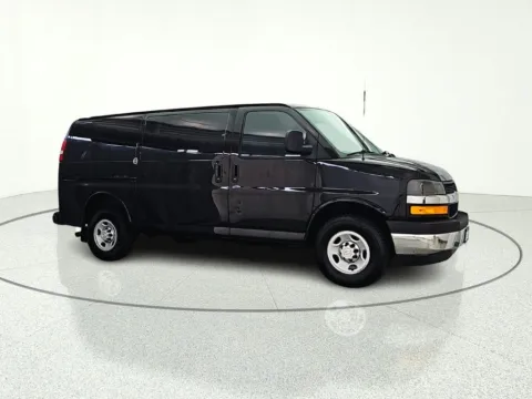Photos of 2018 Chevrolet Express 2500 Work Van for sale in Gurnee, IL at CarWise Gurnee