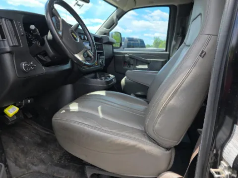 Another view of 2018 Chevrolet Express 2500 Work Van for sale in Gurnee, IL at CarWise Gurnee