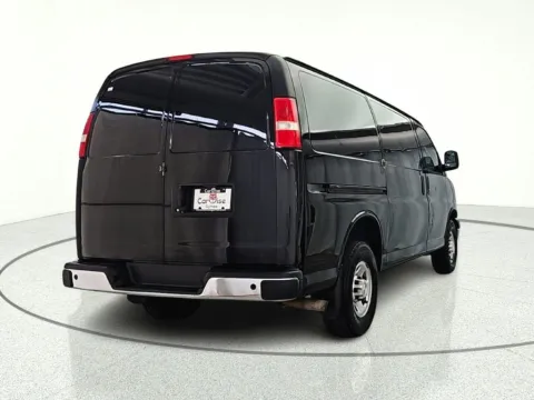 More photos of 2018 Chevrolet Express 2500 Work Van at CarWise Gurnee, IL