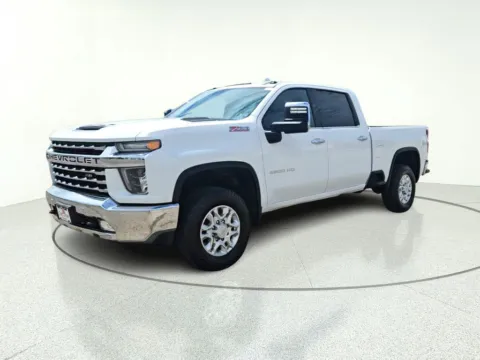 More photos of 2020 Chevrolet Silverado 2500HD LTZ at CarWise Gurnee, IL