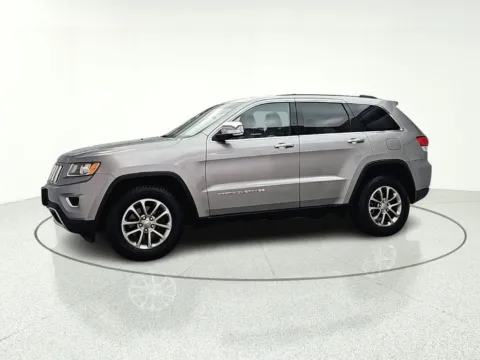 Another view of 2015 Jeep Grand Cherokee Limited for sale in Gurnee, IL at CarWise Gurnee