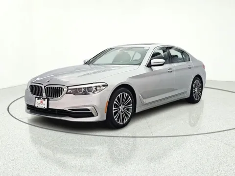 Photos of 2019 BMW 5 Series 540i xDrive for sale in Gurnee, IL at CarWise Gurnee