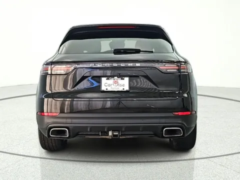 More photos of 2020 Porsche Cayenne at CarWise Gurnee, IL
