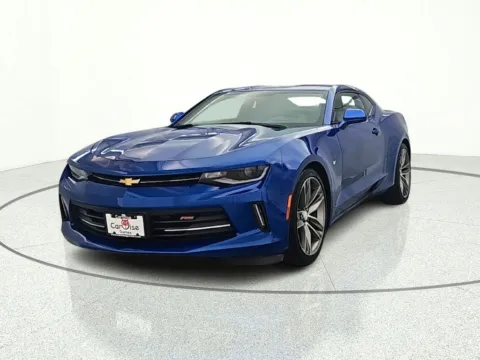 Photos of 2016 Chevrolet Camaro 2LT for sale in Gurnee, IL at CarWise Gurnee
