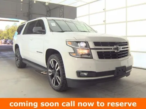 White 2019 Chevrolet Suburban Premier for sale in Gurnee, IL
