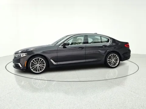 More photos of 2019 BMW 5 Series 530i xDrive at CarWise Gurnee, IL