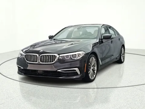 Photos of 2019 BMW 5 Series 530i xDrive for sale in Gurnee, IL at CarWise Gurnee