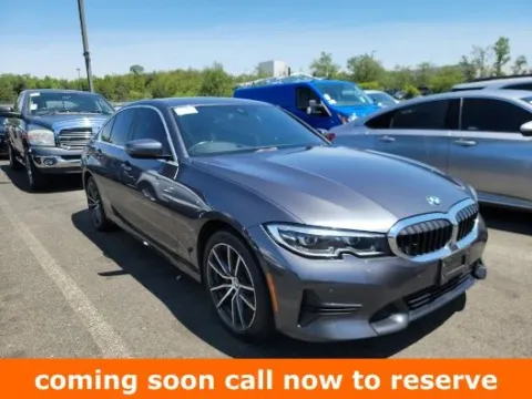 Gray 2019 BMW 3 Series 330i xDrive for sale in Gurnee, IL