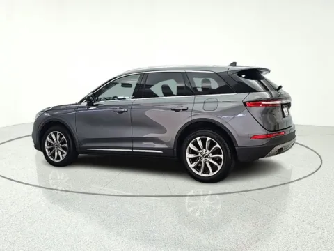 More photos of 2022 Lincoln Corsair Standard at CarWise Gurnee, IL