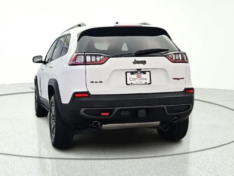More photos of 2021 Jeep Cherokee Trailhawk at CarWise Gurnee, IL